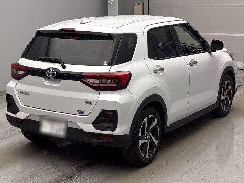 TOYOTA RAIZE