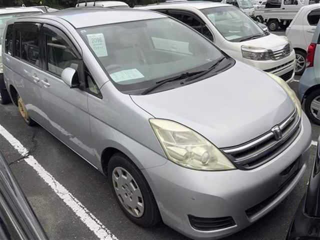 TOYOTA ISIS