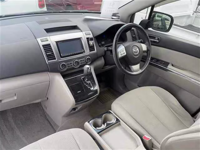 MAZDA MPV