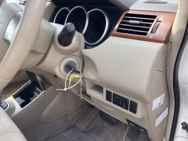 NISSAN TIIDA LATIO