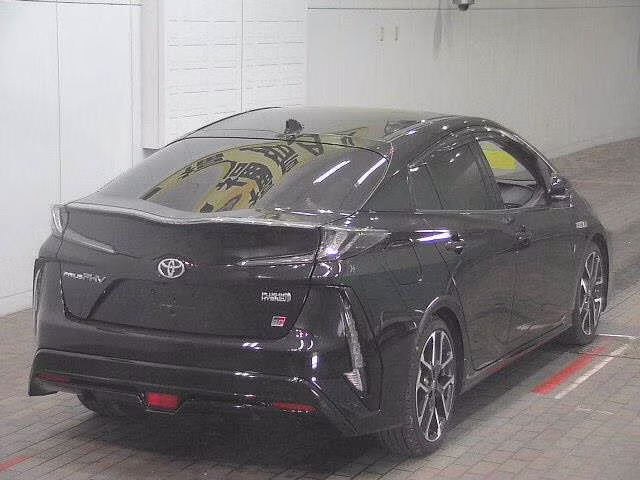 TOYOTA PRIUS PHV