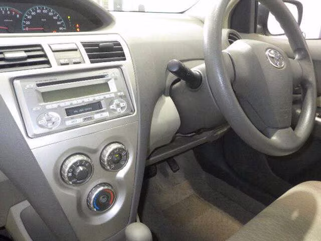 TOYOTA BELTA