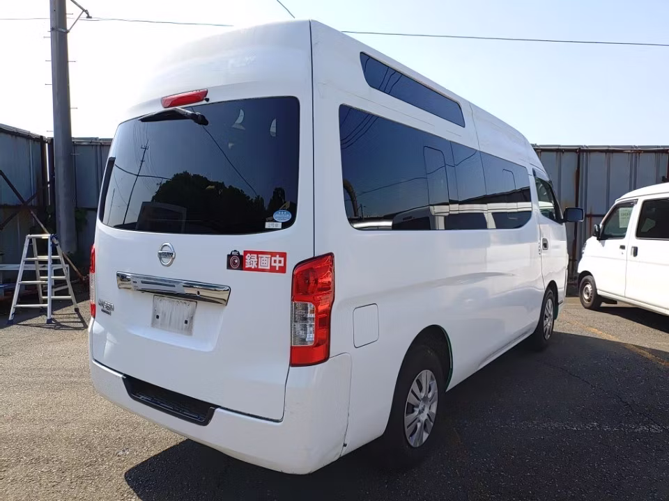 NISSAN NV350 CARAVAN