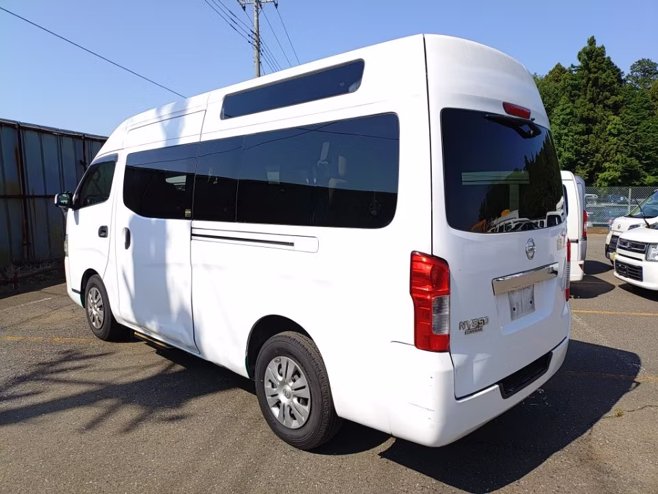 NISSAN NV350 CARAVAN