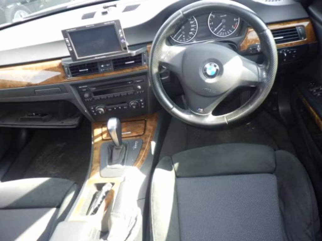 BMW 3-SERIES