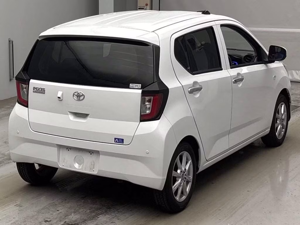 TOYOTA PIXIS EPOCH