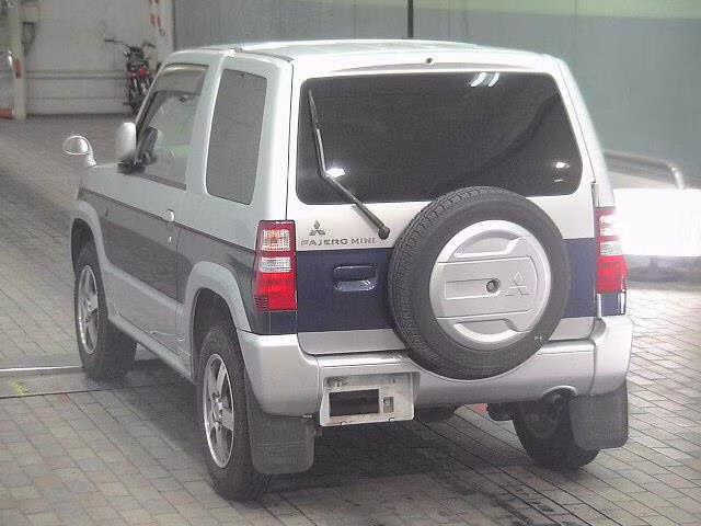 MITSUBISHI PAJERO MINI