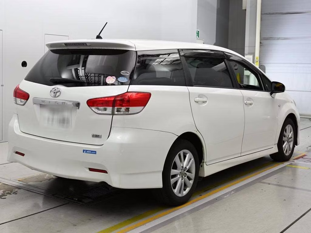 TOYOTA WISH