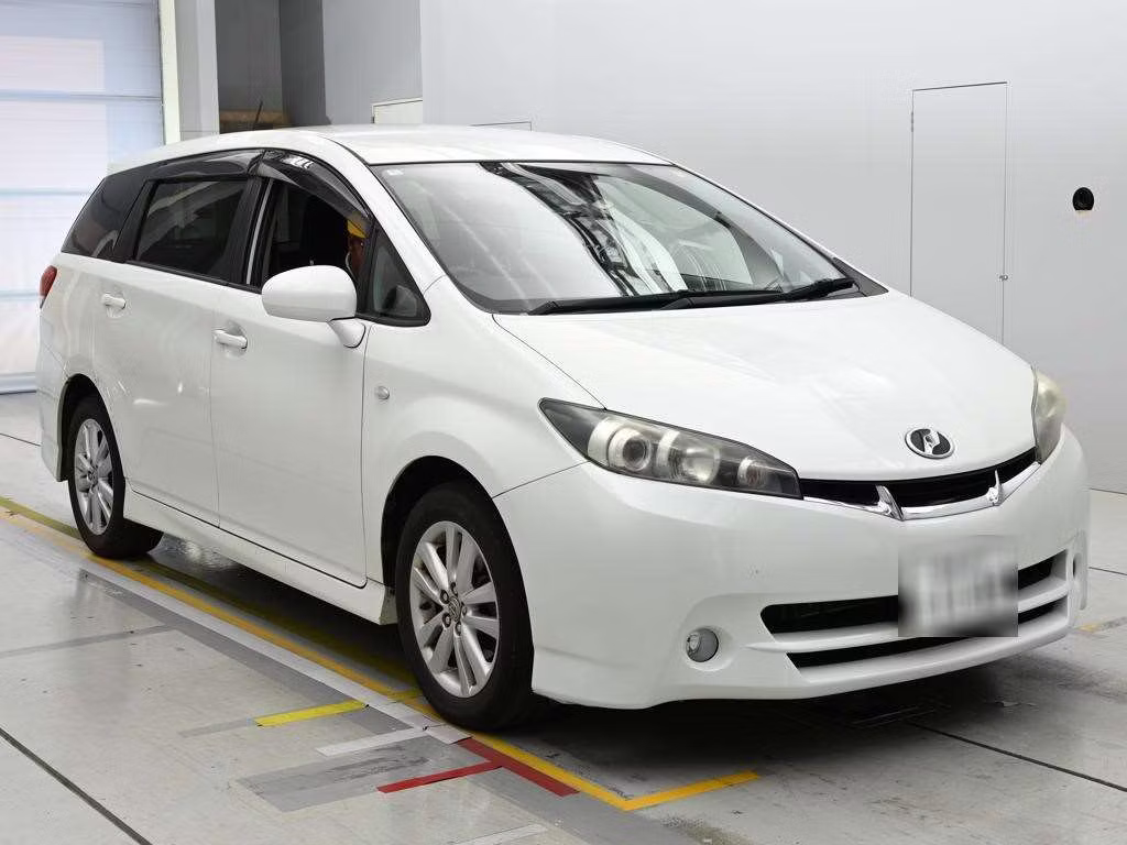 TOYOTA WISH