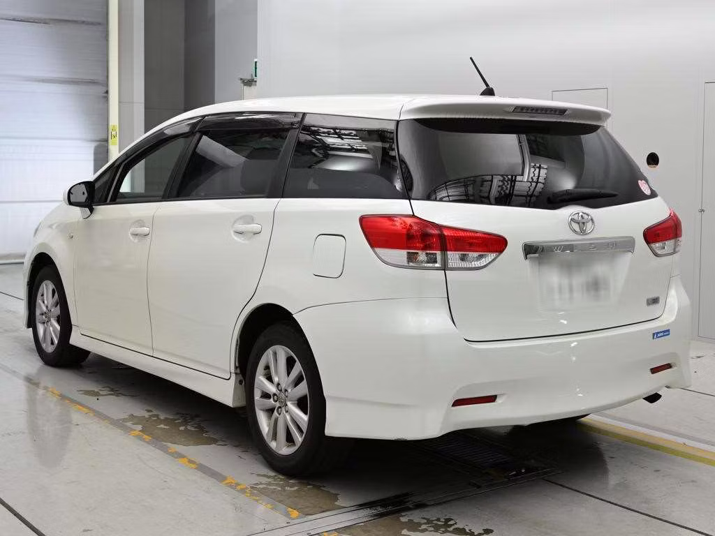 TOYOTA WISH