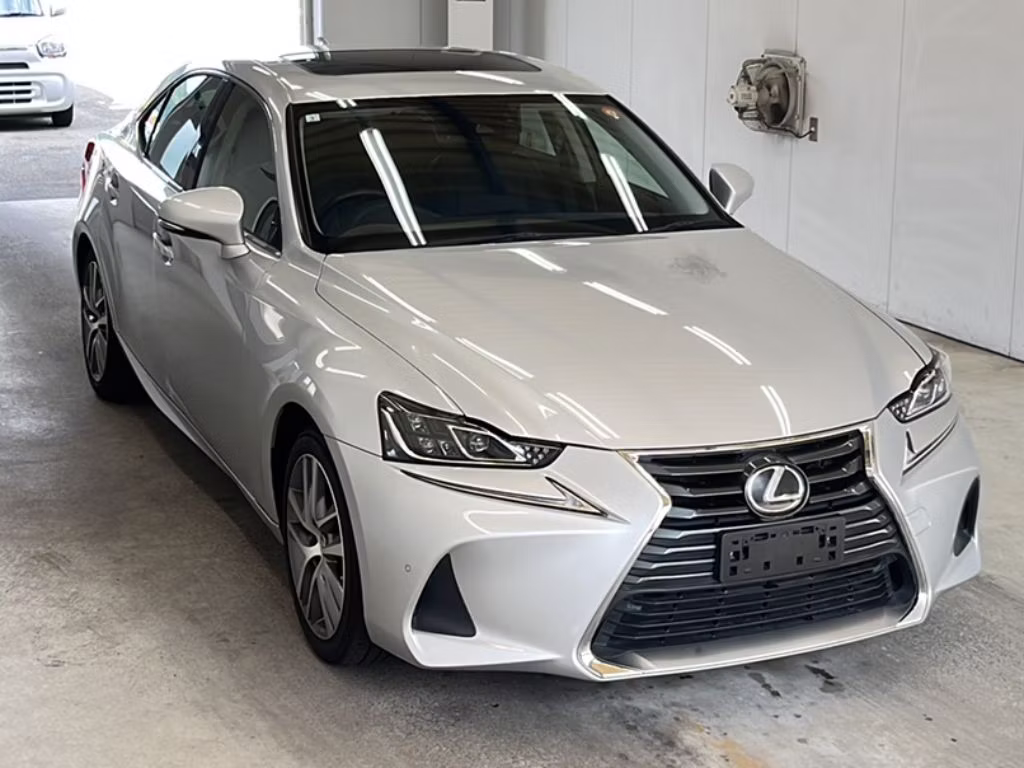 LEXUS IS300