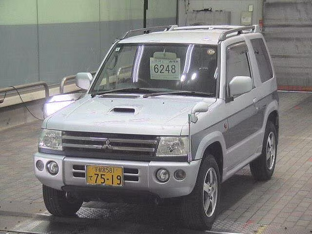 MITSUBISHI PAJERO MINI