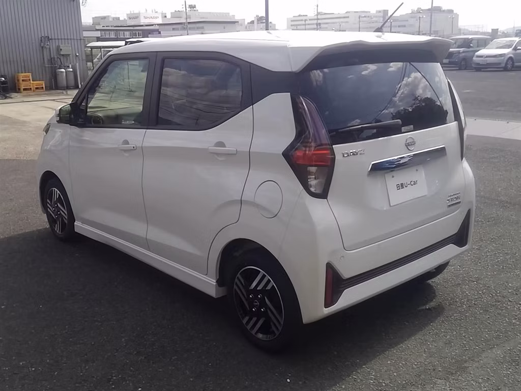 NISSAN DAYZ