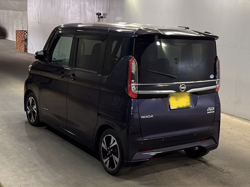 NISSAN ROOX