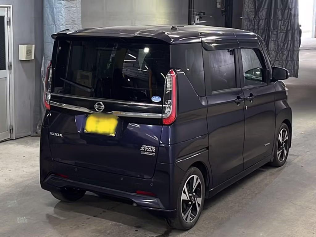 NISSAN ROOX