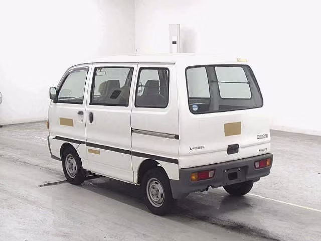 MITSUBISHI MINICAB