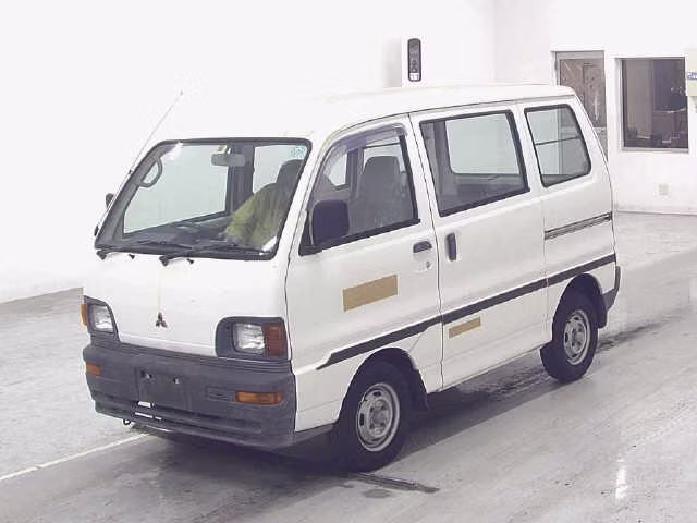 MITSUBISHI MINICAB