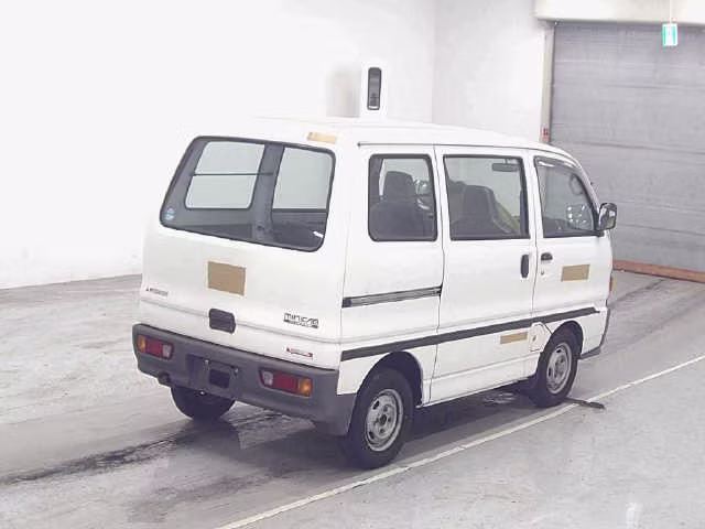 MITSUBISHI MINICAB