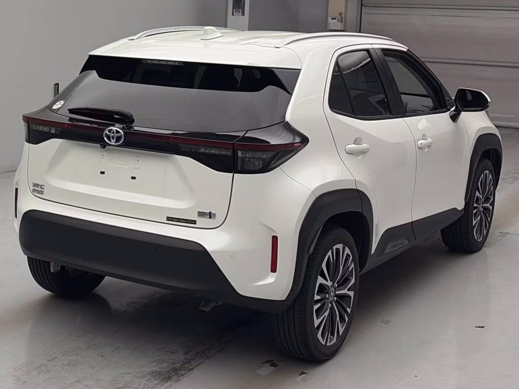 TOYOTA YARIS CROSS