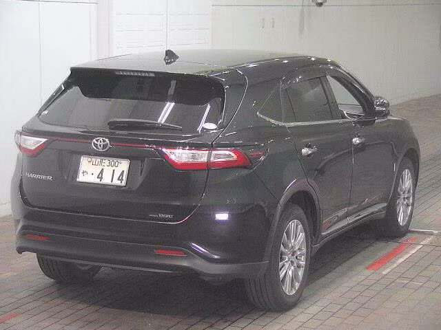 TOYOTA HARRIER