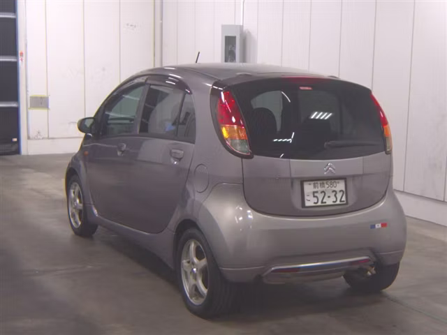 MITSUBISHI I