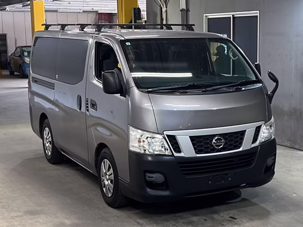 NISSAN NV350 CARAVAN