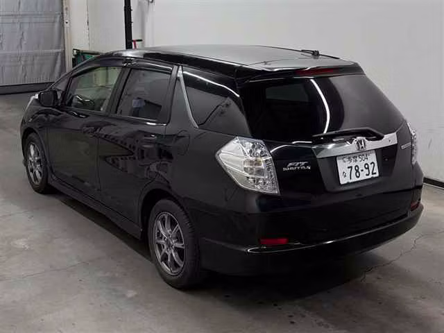 HONDA FIT SHUTTLE