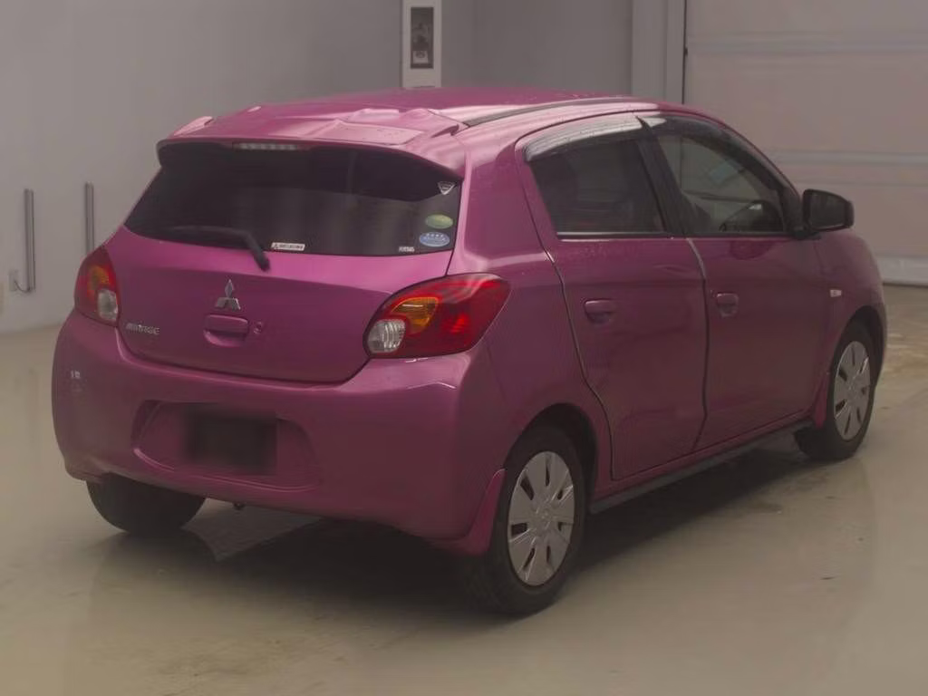 MITSUBISHI MIRAGE