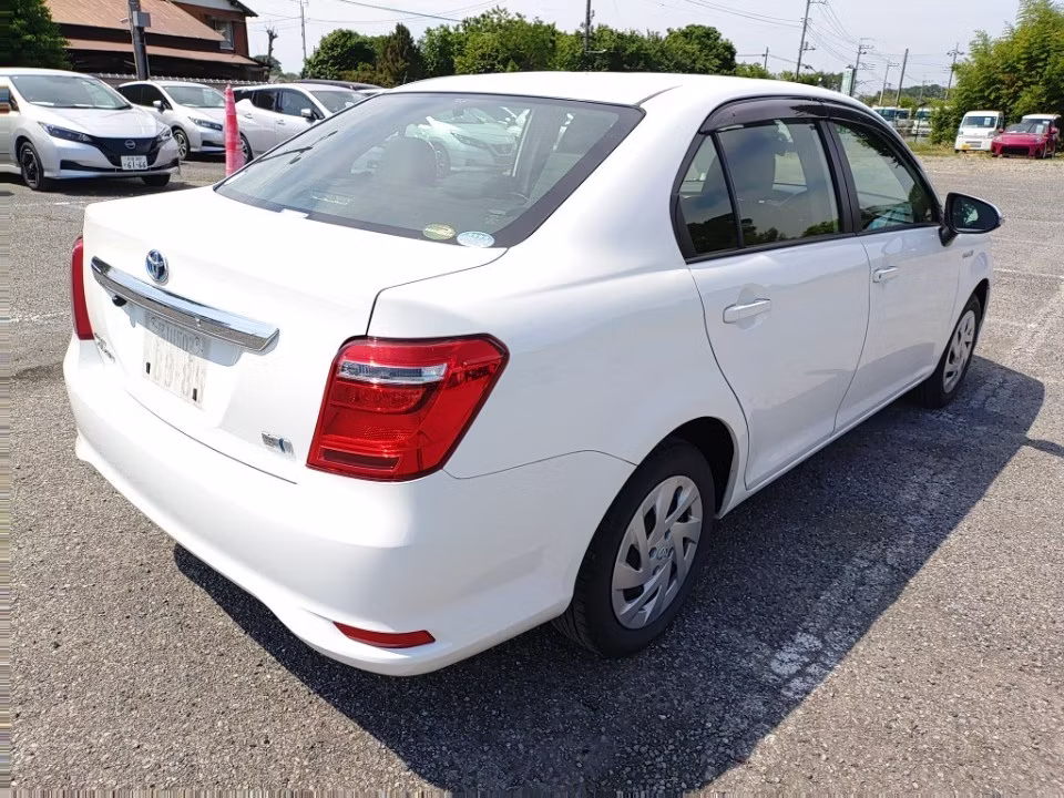 TOYOTA COROLLA AXIO