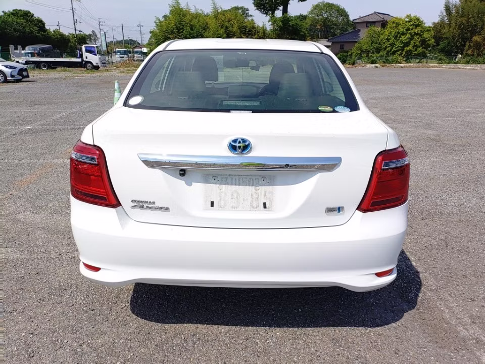 TOYOTA COROLLA AXIO