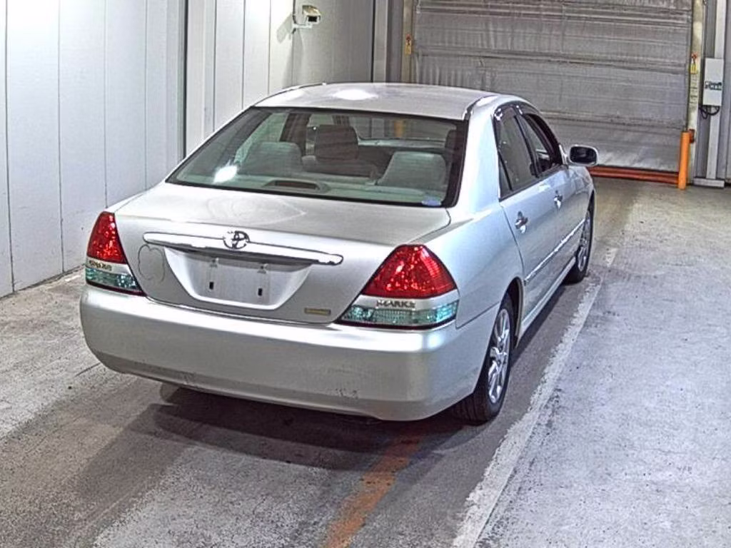TOYOTA MARK II