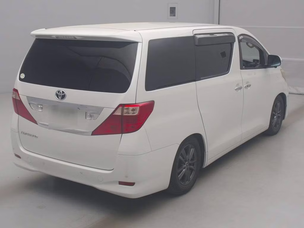 TOYOTA ALPHARD