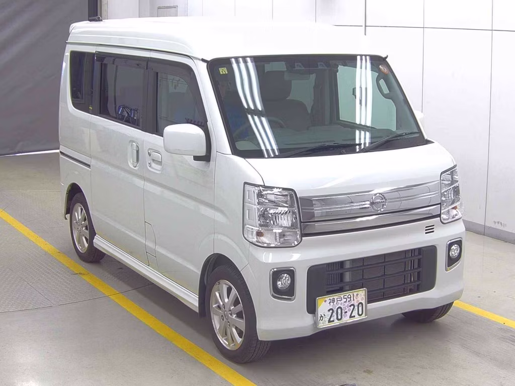 NISSAN NV100 CLIPPER