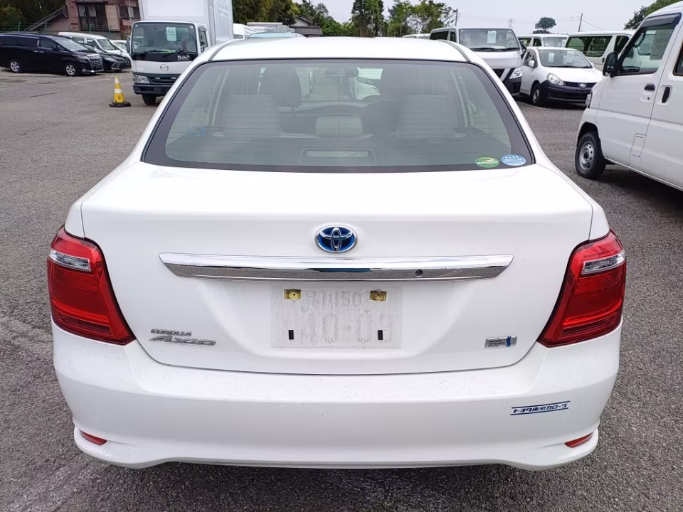 TOYOTA COROLLA AXIO