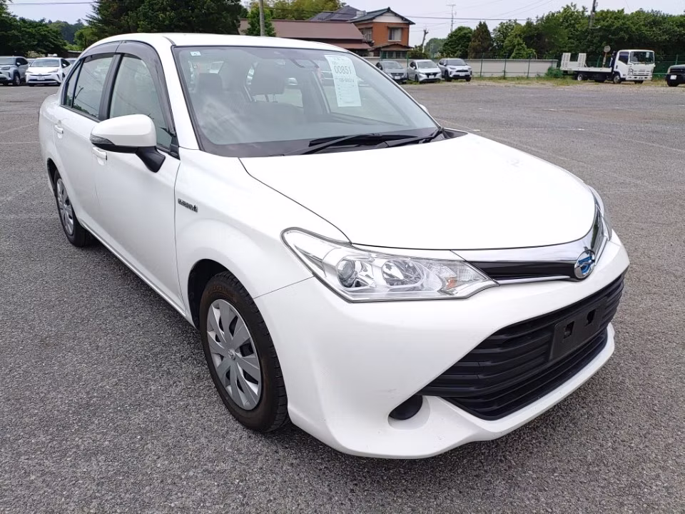 TOYOTA COROLLA AXIO