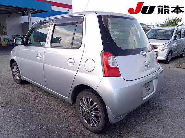 DAIHATSU ESSE