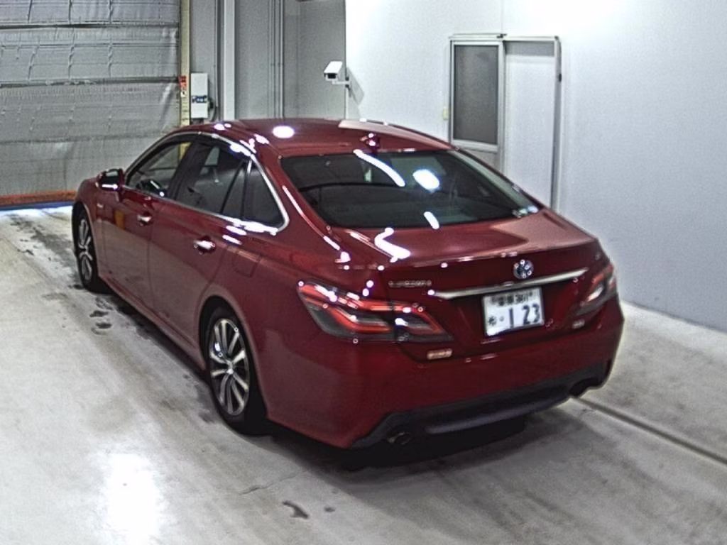 TOYOTA CROWN