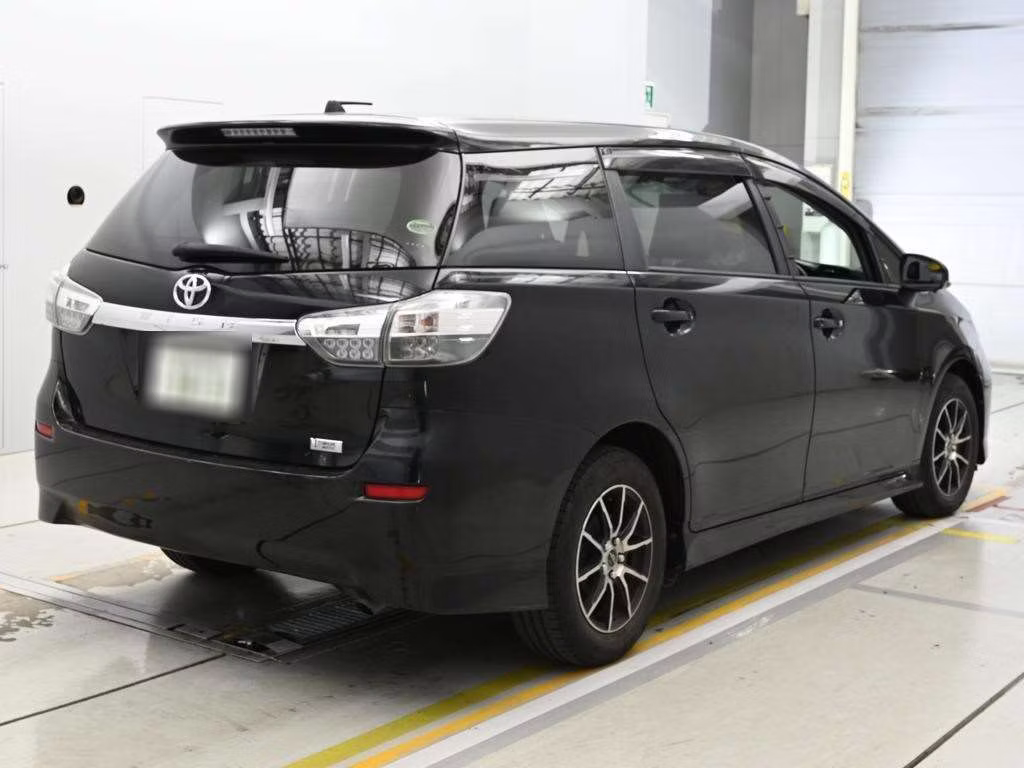TOYOTA WISH