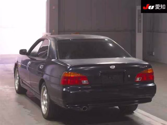 NISSAN LAUREL