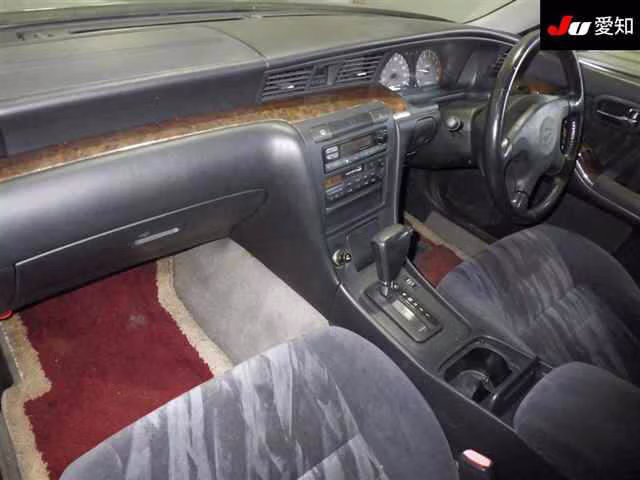 NISSAN LAUREL