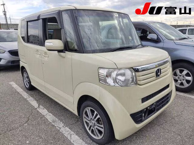 HONDA N-BOX