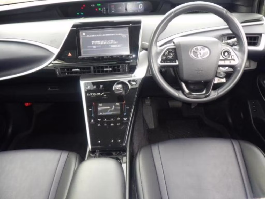 TOYOTA MIRAI