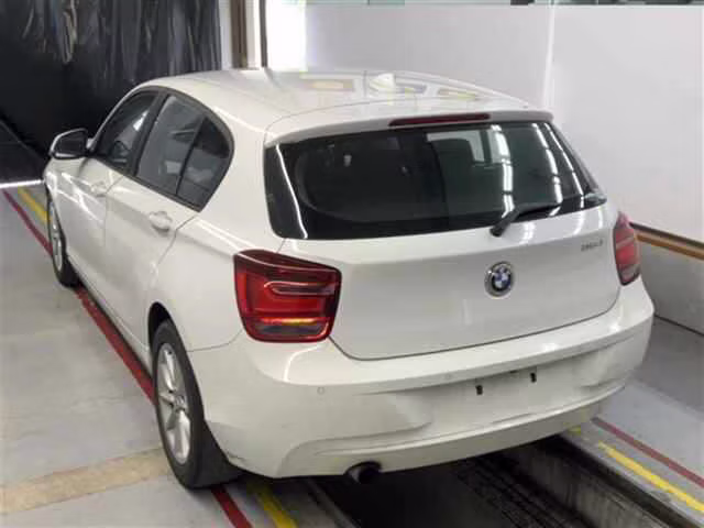 BMW 1-SERIES