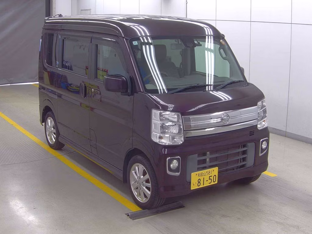 NISSAN NV100 CLIPPER