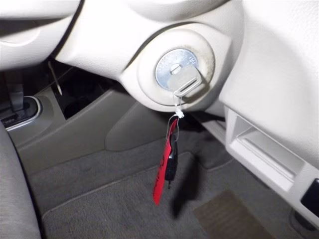 NISSAN TIIDA LATIO