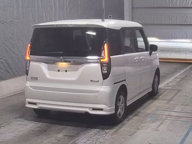 MITSUBISHI DELICA D:2