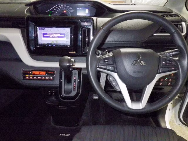 MITSUBISHI DELICA D:2