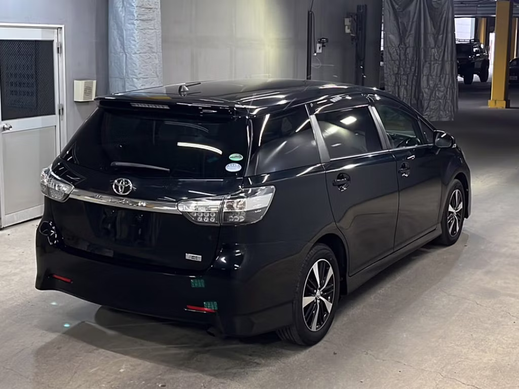 TOYOTA WISH