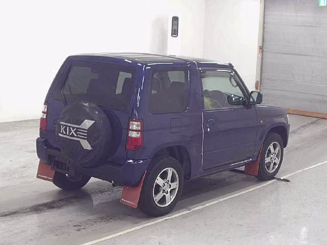 NISSAN KIX