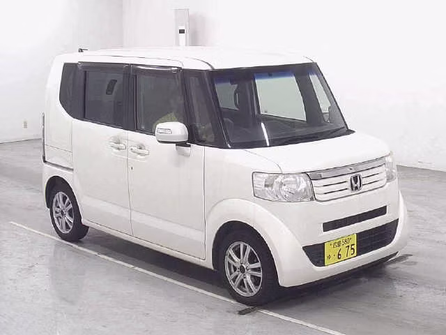 HONDA N-BOX
